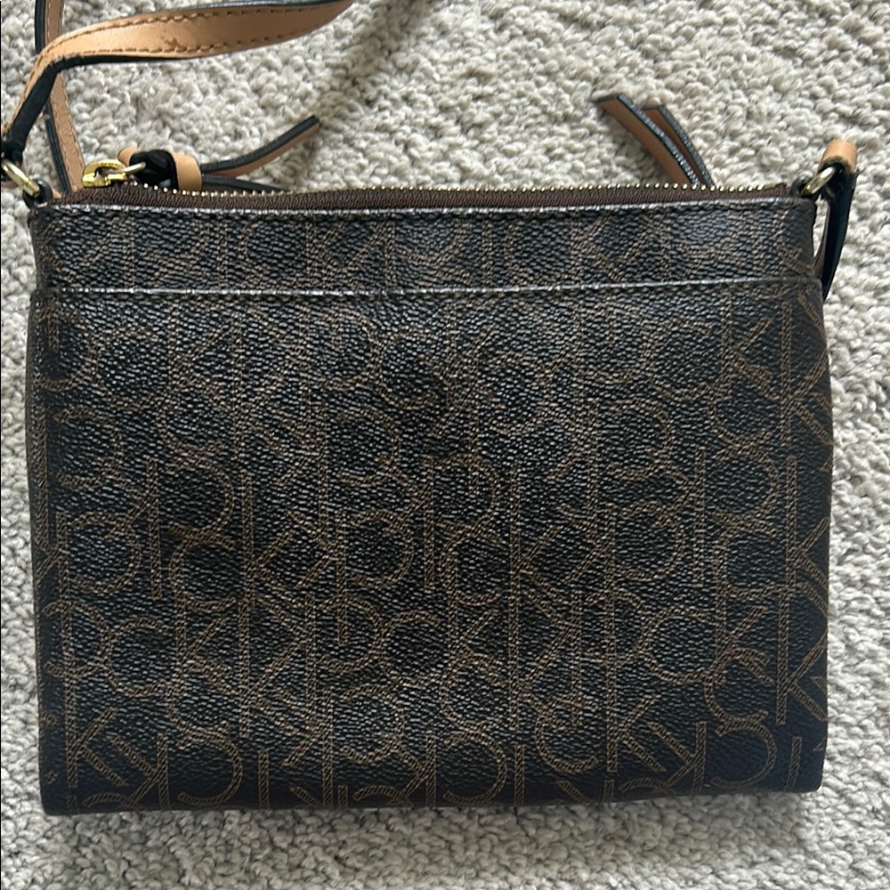 Calvin Klein Brown Crossbody Bag with Adjustable Strap - Picture 5 of 6